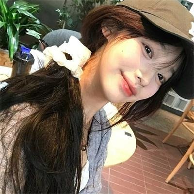 蓝色眼影